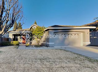 5535 Ridgepoint Dr, Antelope, CA 95843