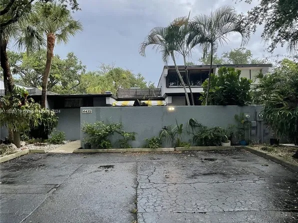 6435 Lemon Tree Ln, Miami Lakes, FL 33014