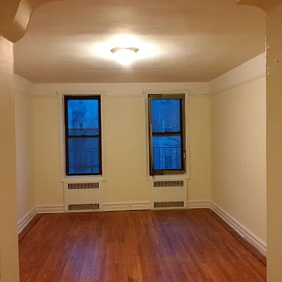 Rented by Chartwell Forest Hills Realty | media 16