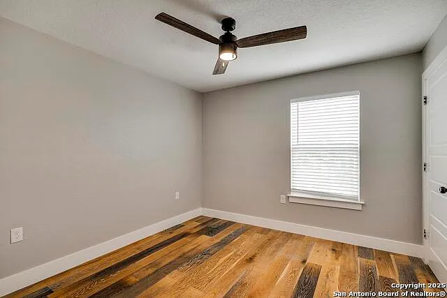 349 Will Rogers Dr #B — Photo 10