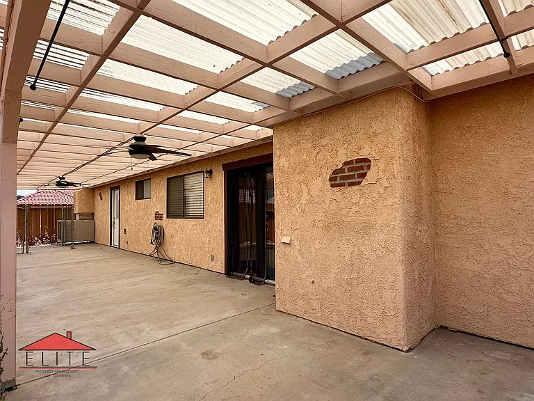 228 Yellowstone Pl — Photo 21