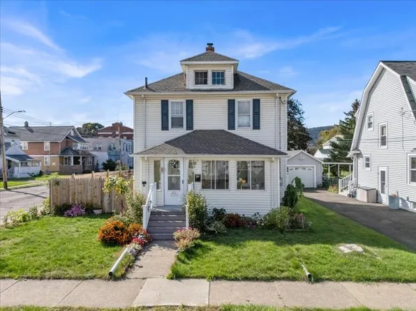 201 Sliter Pl, Endicott, NY 13760