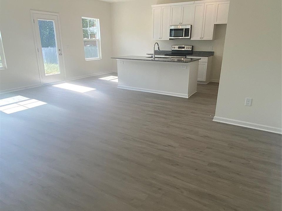 2nd image of 1812 Safriet Rd #3