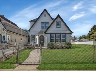 34 Brower Ave, Rockville Centre, NY 11570