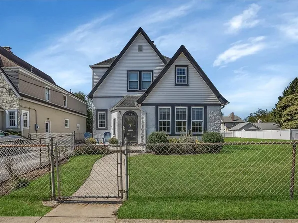 34 Brower Avenue, Rockville Centre, NY 11570