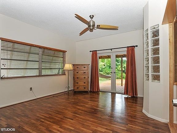 4th image of 8203 SW 62nd Ave