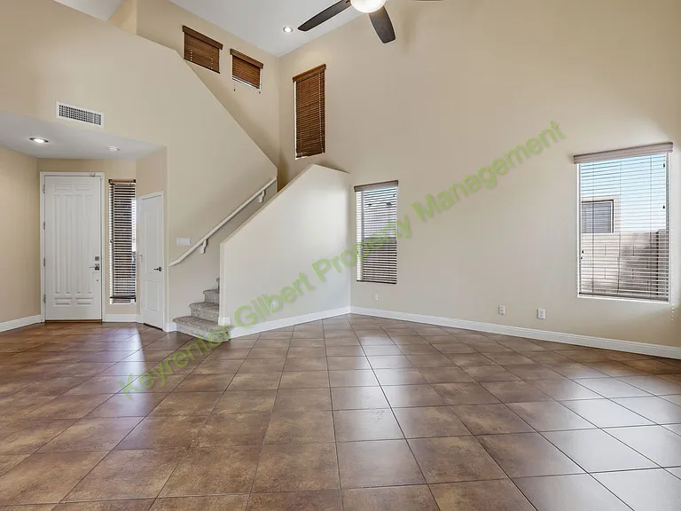 1137 S Hazel St — Photo 6