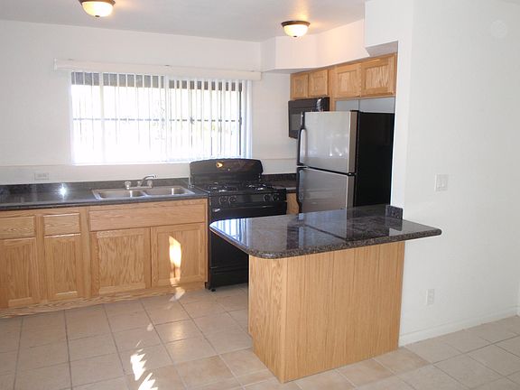 2nd image of 309 W Cincinnati Ave #21