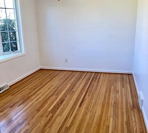 5th image of 55 Alden Ave