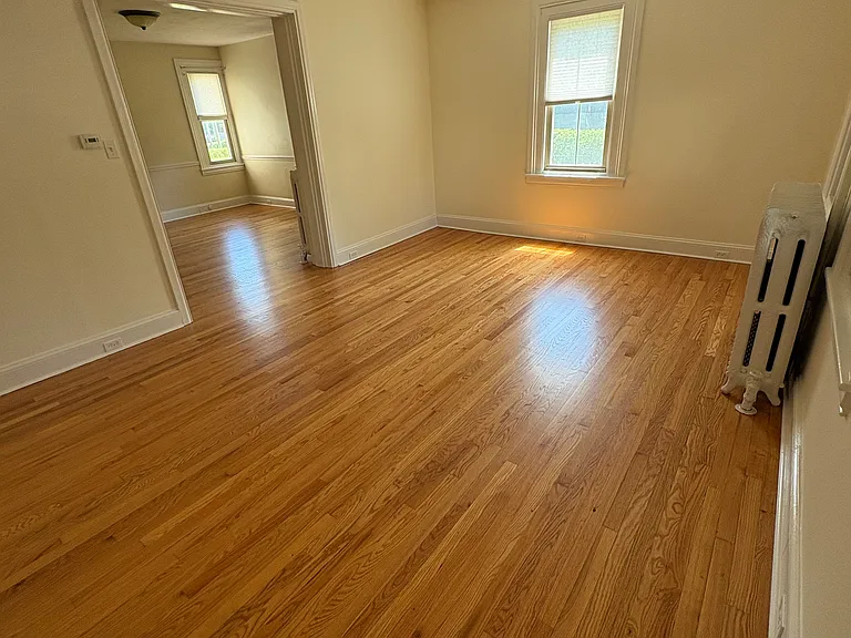 806 Pleasant Ave — Photo 5