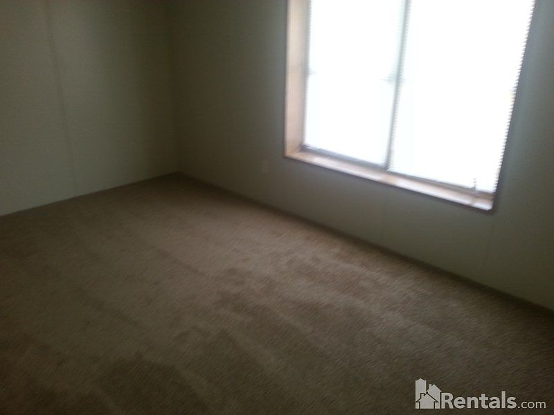 2nd image of 243 Meadow View Dr