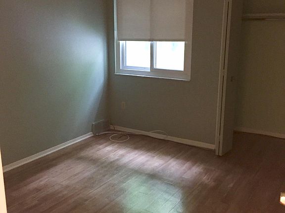 2nd image of 1544 Windmill Ln #151
