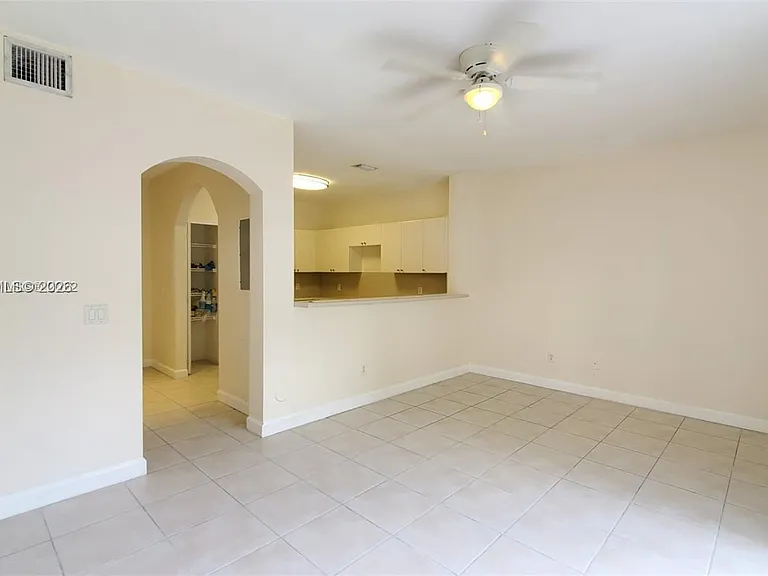 3976 SW 157th Ave #219 — Photo 7