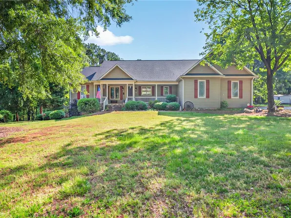 1308 Lakewood Ln, Anderson, SC 29625