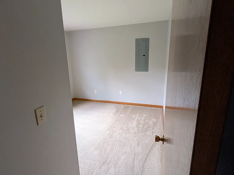 1340 Columbia Dr — Photo 6