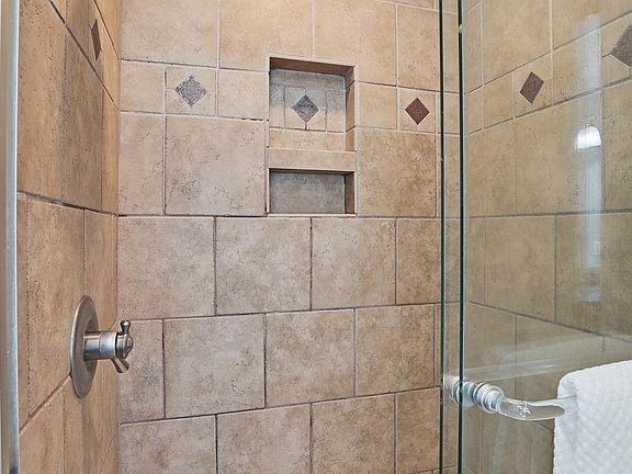 2nd image of 1581 Cureton Ct