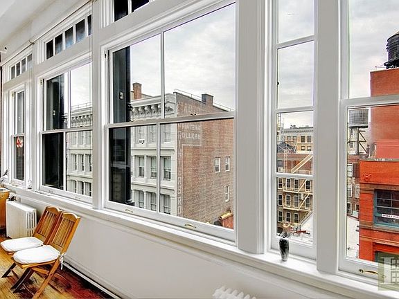 4th image of 148 Greene St APT 6W