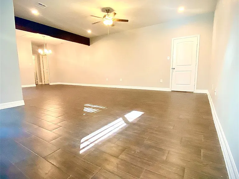 8246 Lanham Ln — Photo 5