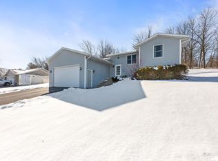 302 E Puerner St, Jefferson, WI 53549