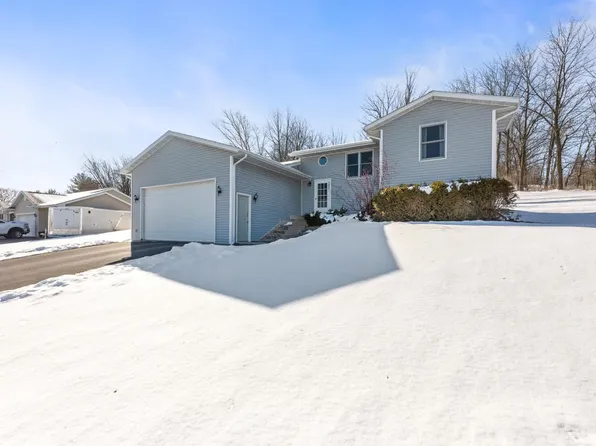 302 East Puerner STREET, Jefferson, WI 53549
