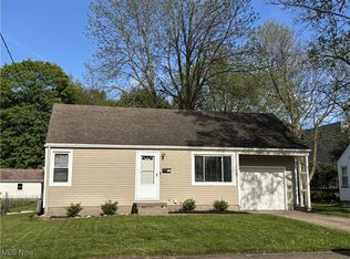410 Orchard Ave NE, North Canton, OH 44720