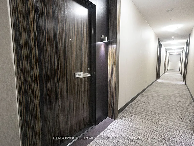 325 S Park Rd #1210 — Photo 5