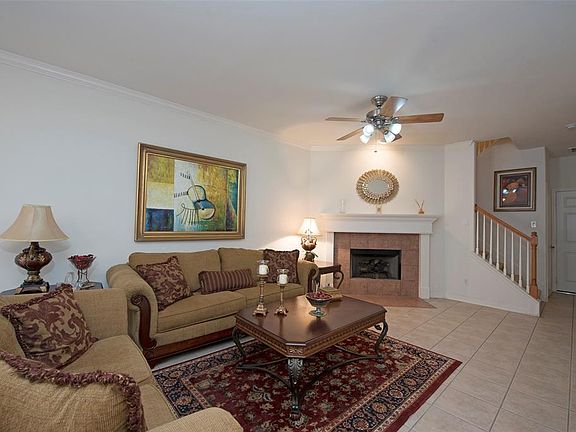 4th image of 2865 Westhollow Dr Unit 26