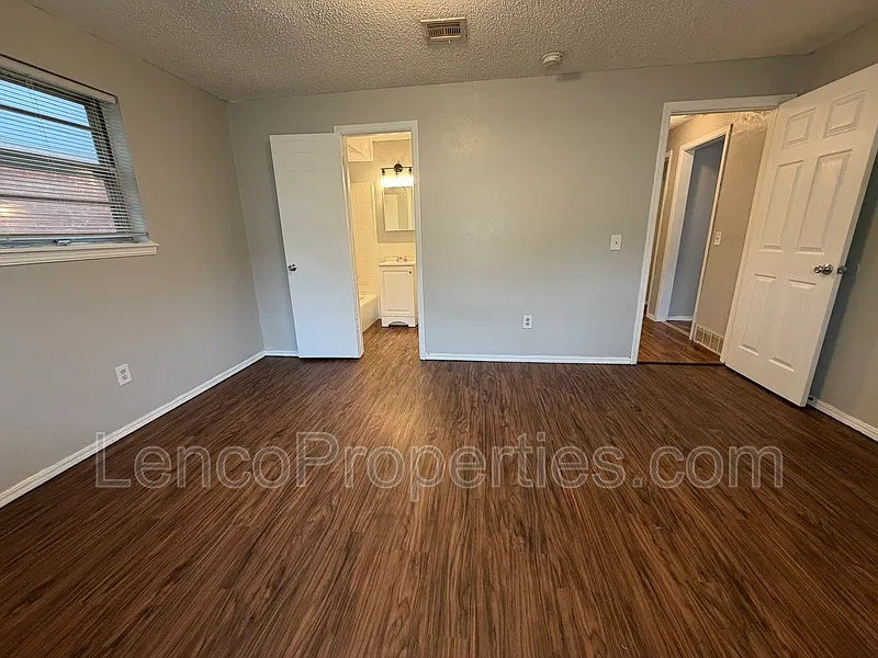 4 bed, 1.0 bath, 1273 sqft, $1,195 — Photo 4