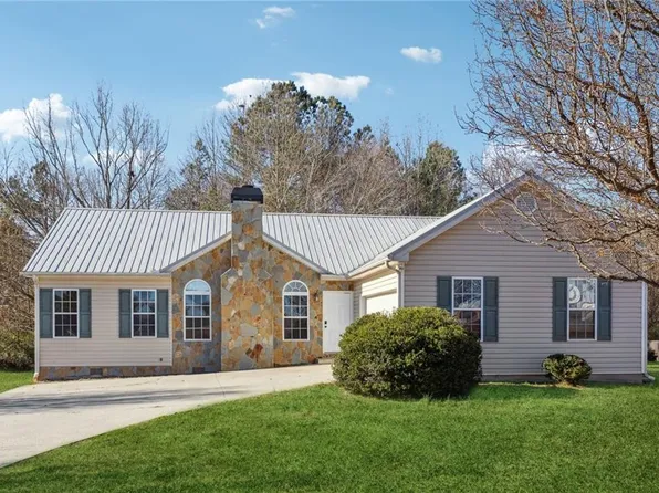 1204 Crystal Bnd, Monroe, GA 30655
