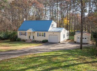 3 Bridlepath Rd, West Simsbury, CT 06092