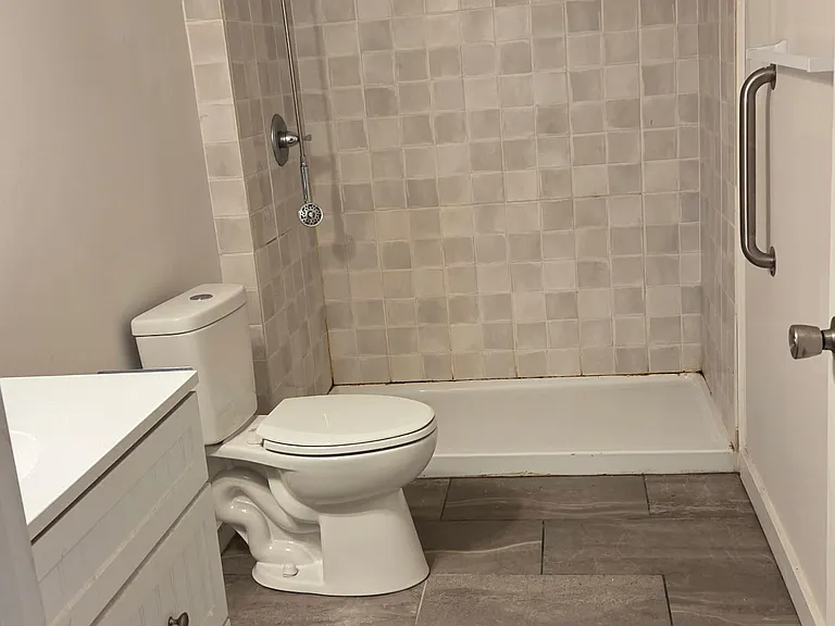 4120 Rainbow Dr — Photo 4