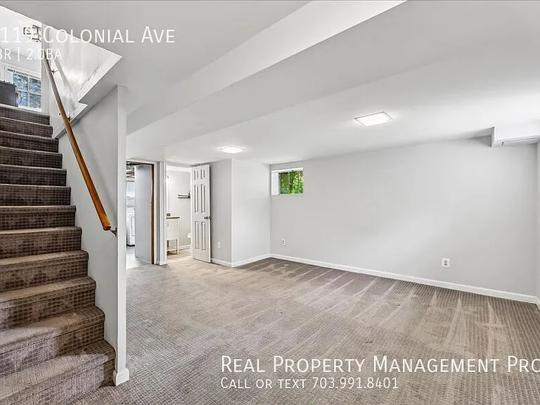 1119 Colonial Ave — Photo 28