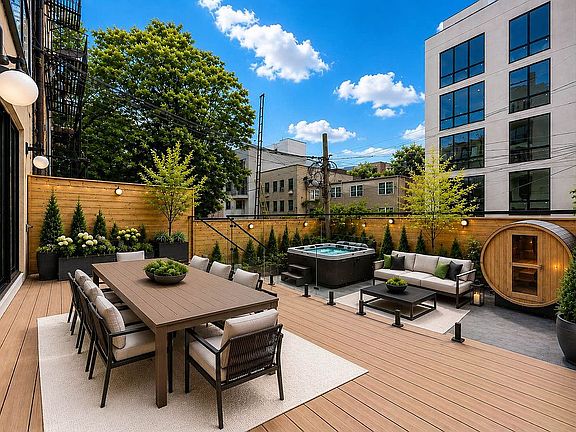 5th image of 1009 Decatur St Unit Garden