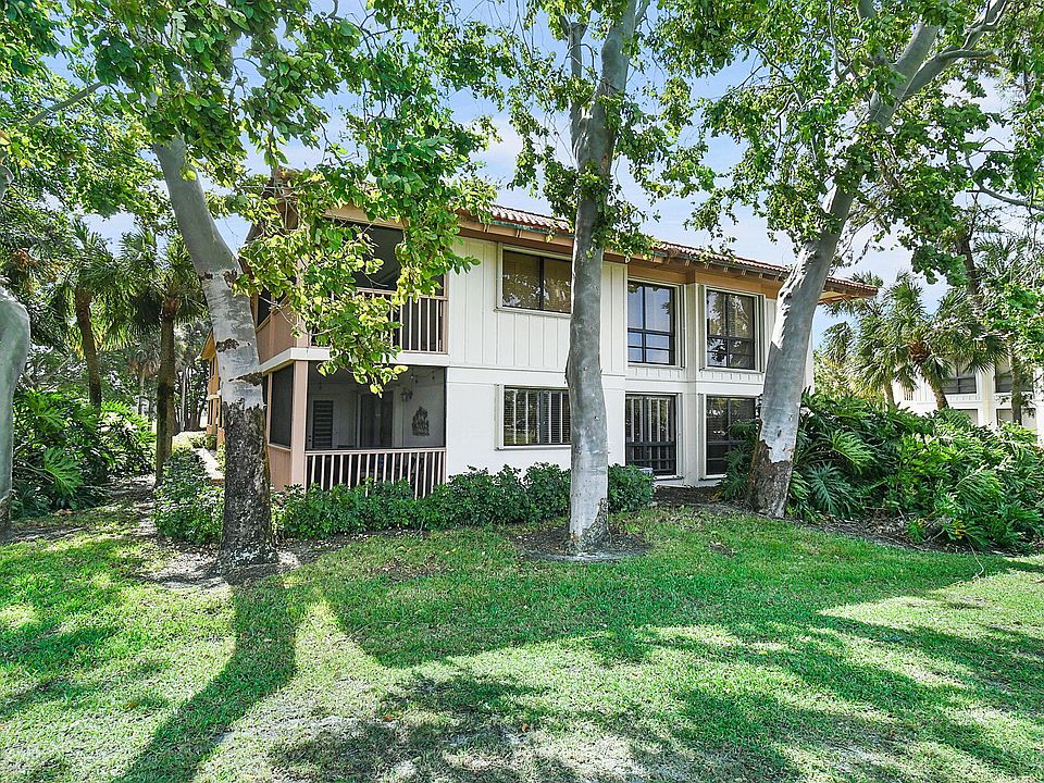 1st image of 460 Brackenwood Lane S
