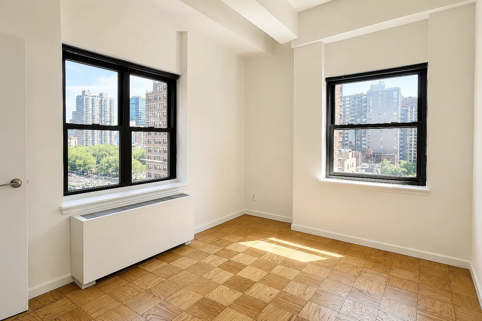 213 East 37th Street — Photo 2