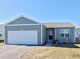 1715 Powers Rd, Woodstock, IL 60098