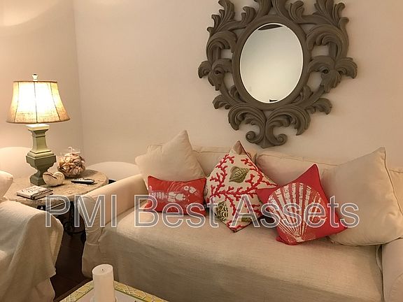 3rd image of 2453 NE 51st St APT D315