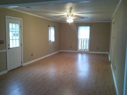 2nd image of 1 Williamsburg Ct