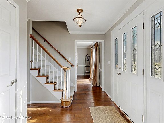 3rd image of 308 Beckley Woods Dr