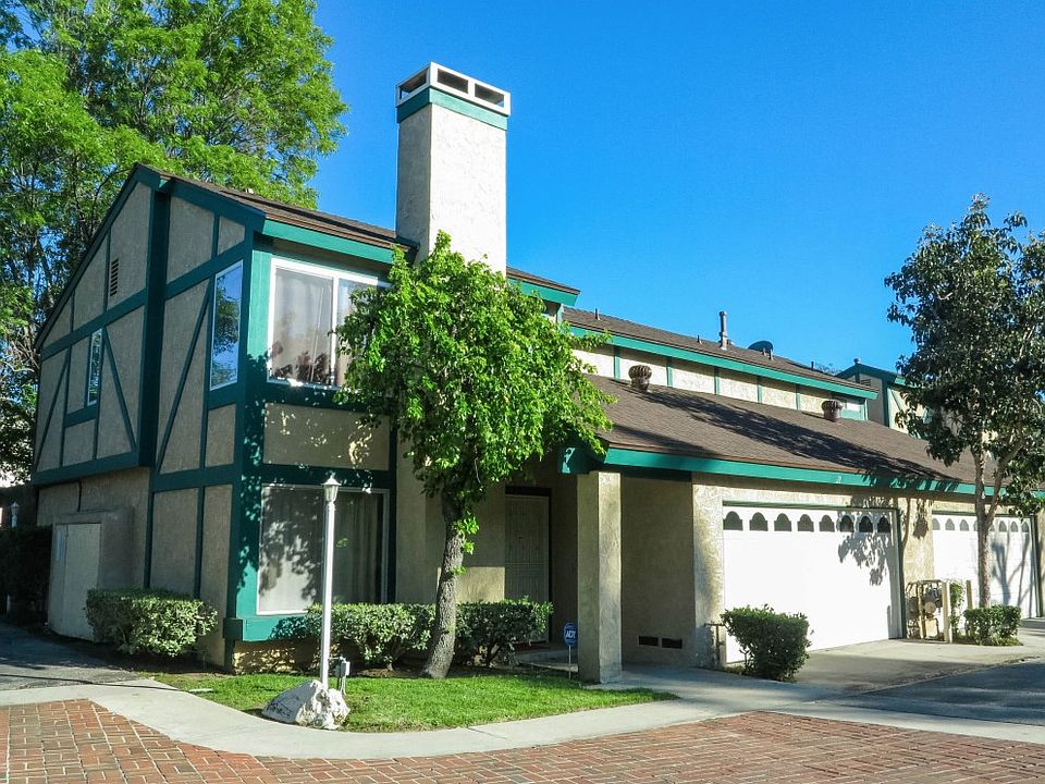 1st image of 17221 Roscoe Blvd Unit 21