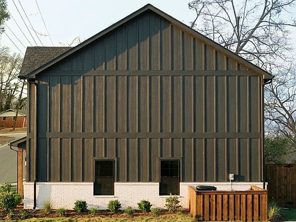 4th image of 102 Kelly Rd