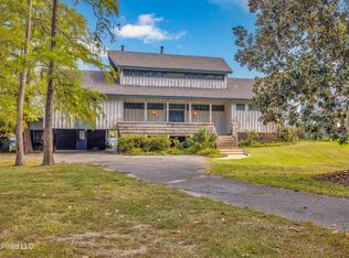122 Bayou Cir, Gulfport, MS 39507