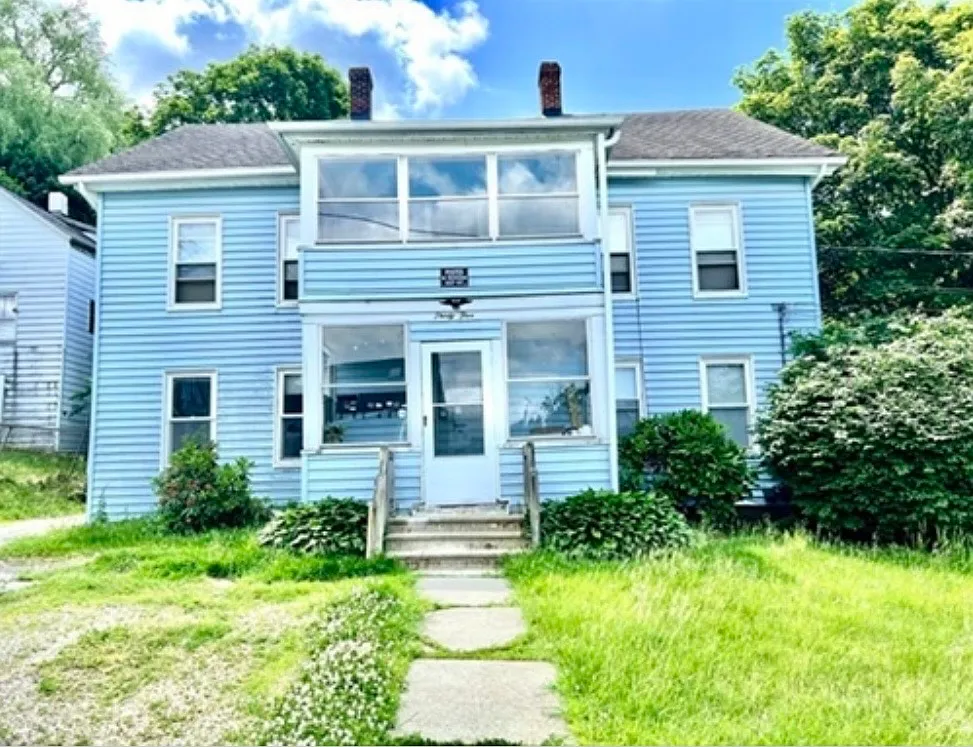 2 bed, 1100 sqft, $2,000 — Photo 1