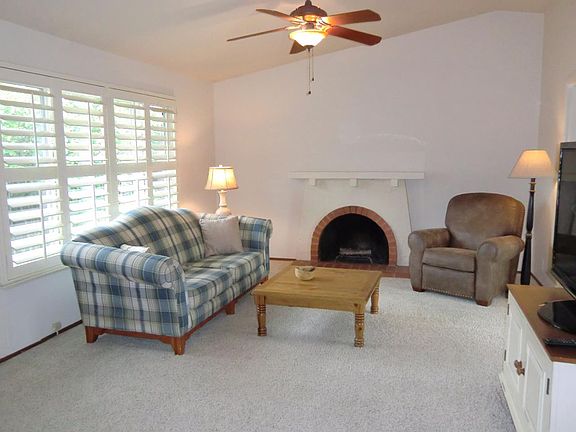 4th image of 358 Grandpark Cir