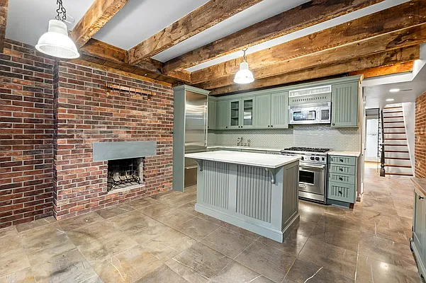 Rented by Compass | media 5