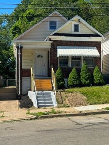 242 E 32nd St, Erie, PA, 16504