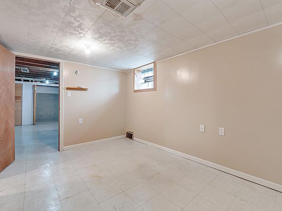5th image of 3526 Robina Ave #0