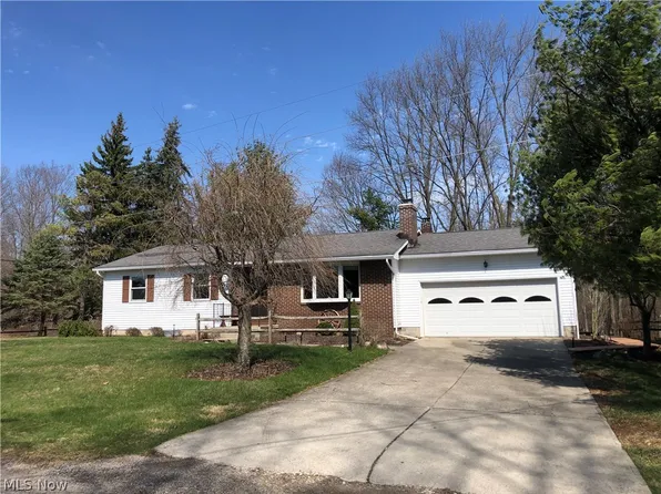 1022 Big Bass Rd, Willard, OH 44890