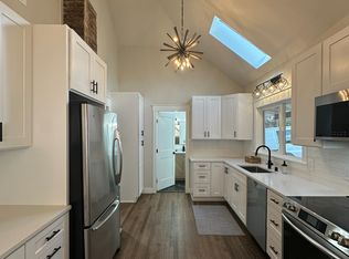 523 28th Ave E #A, Seattle, WA 98112