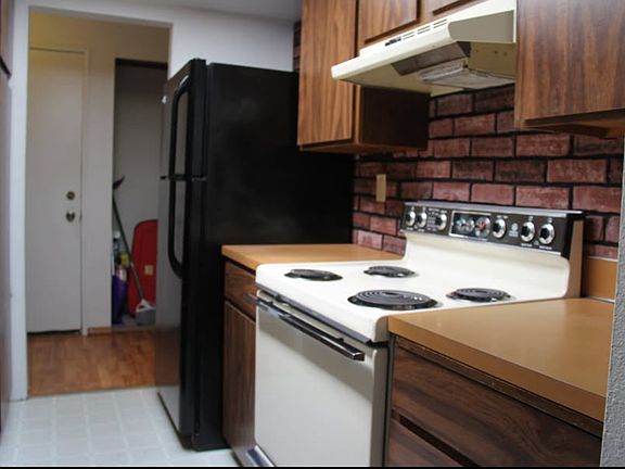 5th image of 3101 W John Day Ave APT B204